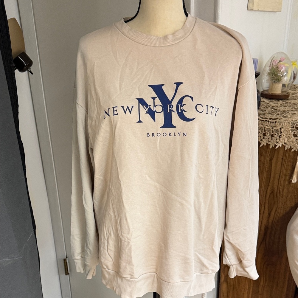 NYC Brooklyn Beige Sweatshirt